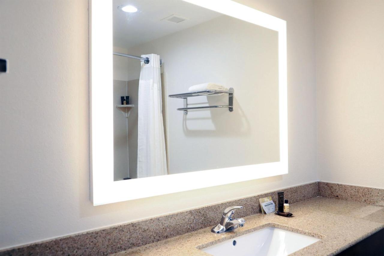 Wingate By Wyndham Jackson Ridgeland Hotel Ngoại thất bức ảnh