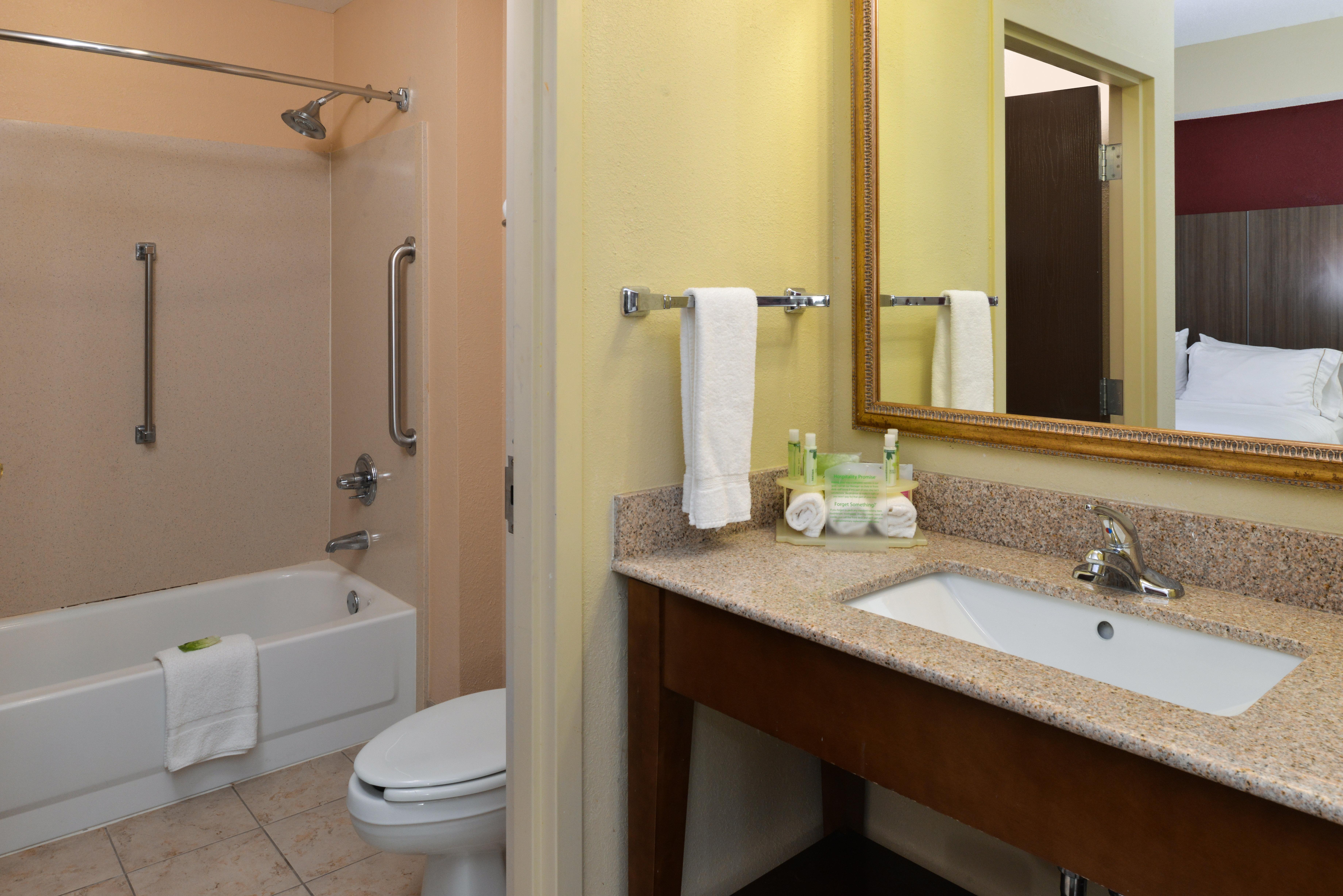 Wingate By Wyndham Jackson Ridgeland Hotel Ngoại thất bức ảnh